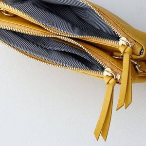 Chất bôi trơn khóa kéo